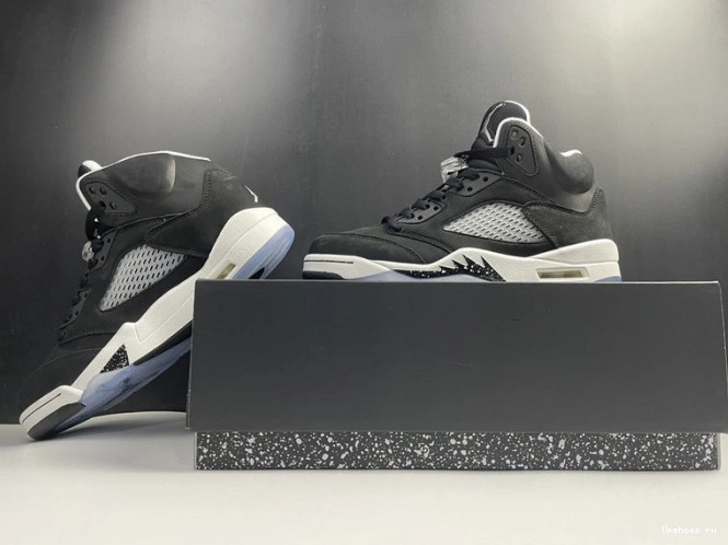 Jordan CT4838-011 “Oreo” 5 Air 1029